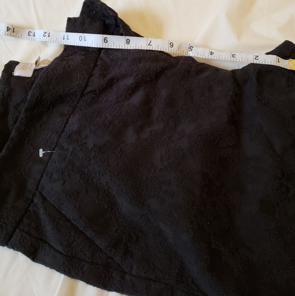 Patterned Pants by Laundry - Picture 2 of 6